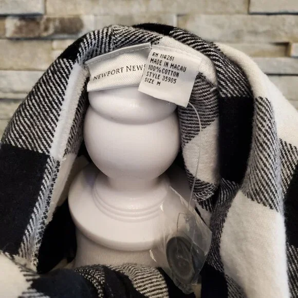 ๐ Newport News Cape - Picture 10 of 10